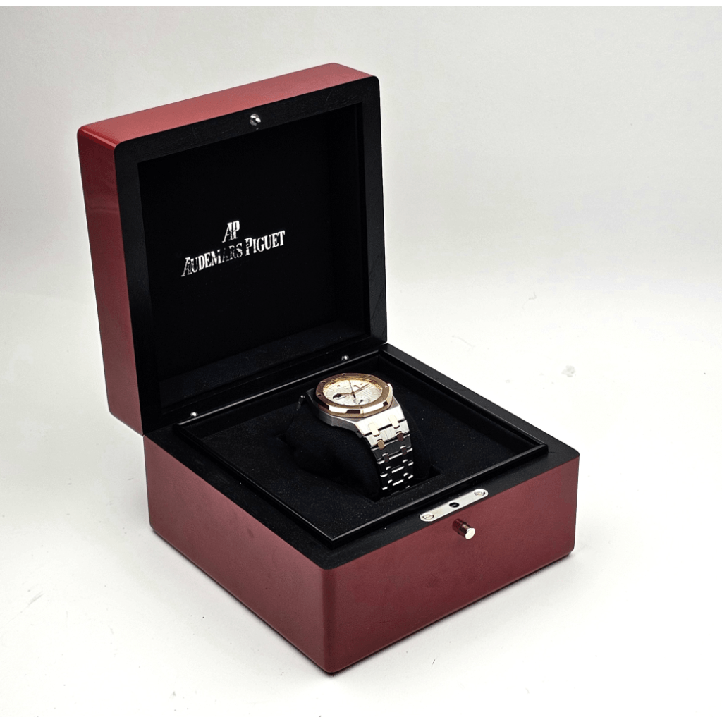 Audemars Piguet Royal Oak 37mm - 26168SR.OO.1220SR.02OCC - #2