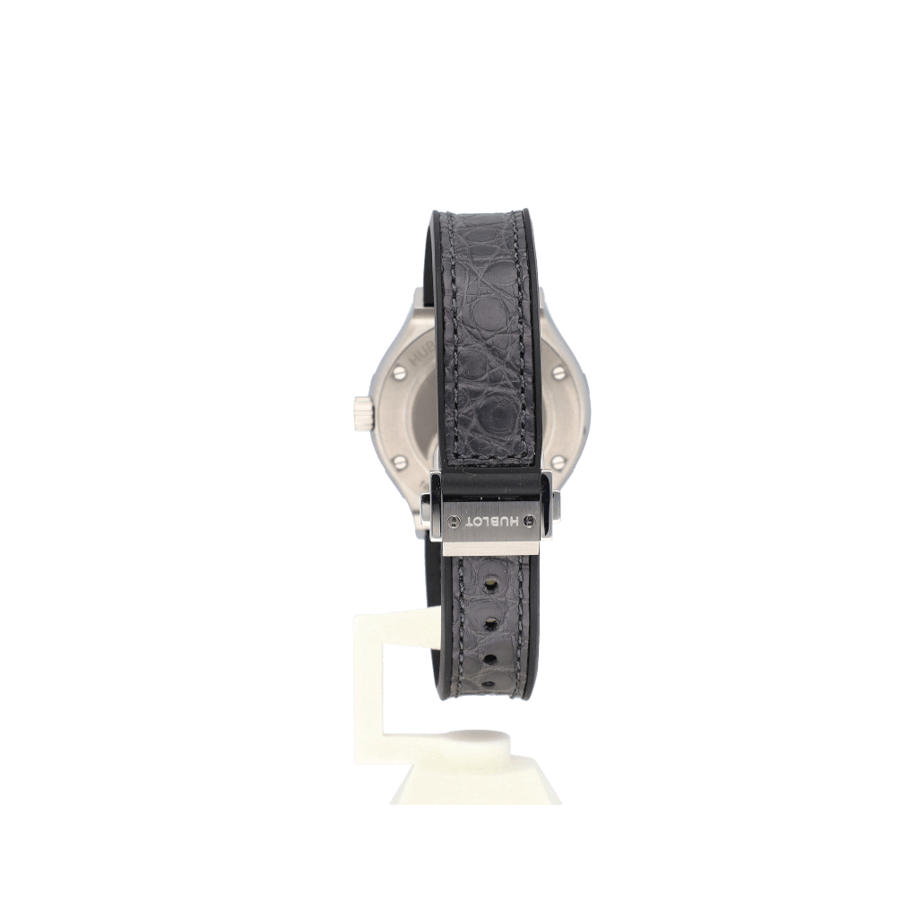 Hublot Classic Fusion Titanium 33mm - 581.NX.7071.LROCC - #5 Hublot Classic Fusion Titanium 33mm - 581.NX.7071.LROCC - #5