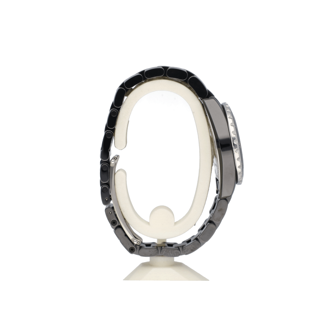CHANEL J12 Black Classic 33mm - H0682OCC - #6 CHANEL J12 Black Classic 33mm - H0682OCC - #6