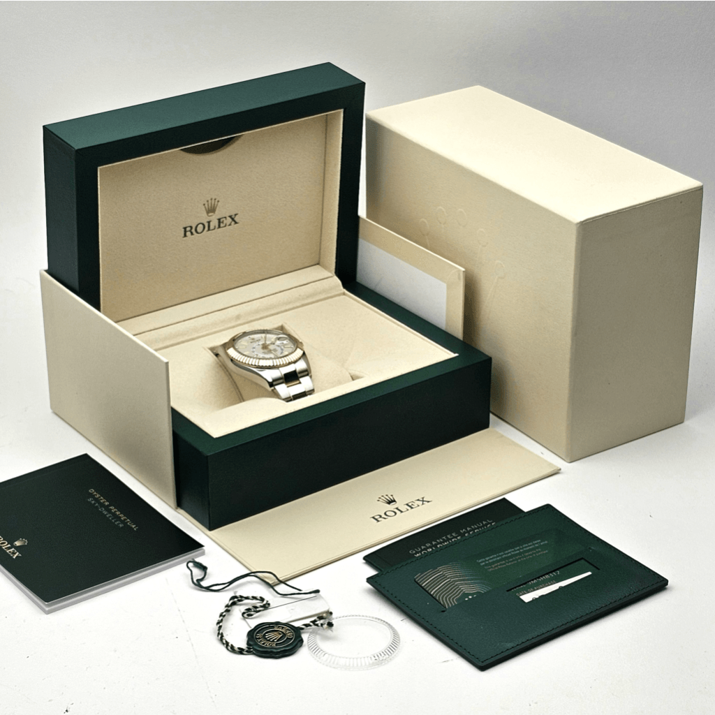 Rolex Sky Dweller 42mm - 326933OCC - #2 Rolex Sky Dweller 42mm - 326933OCC - #2