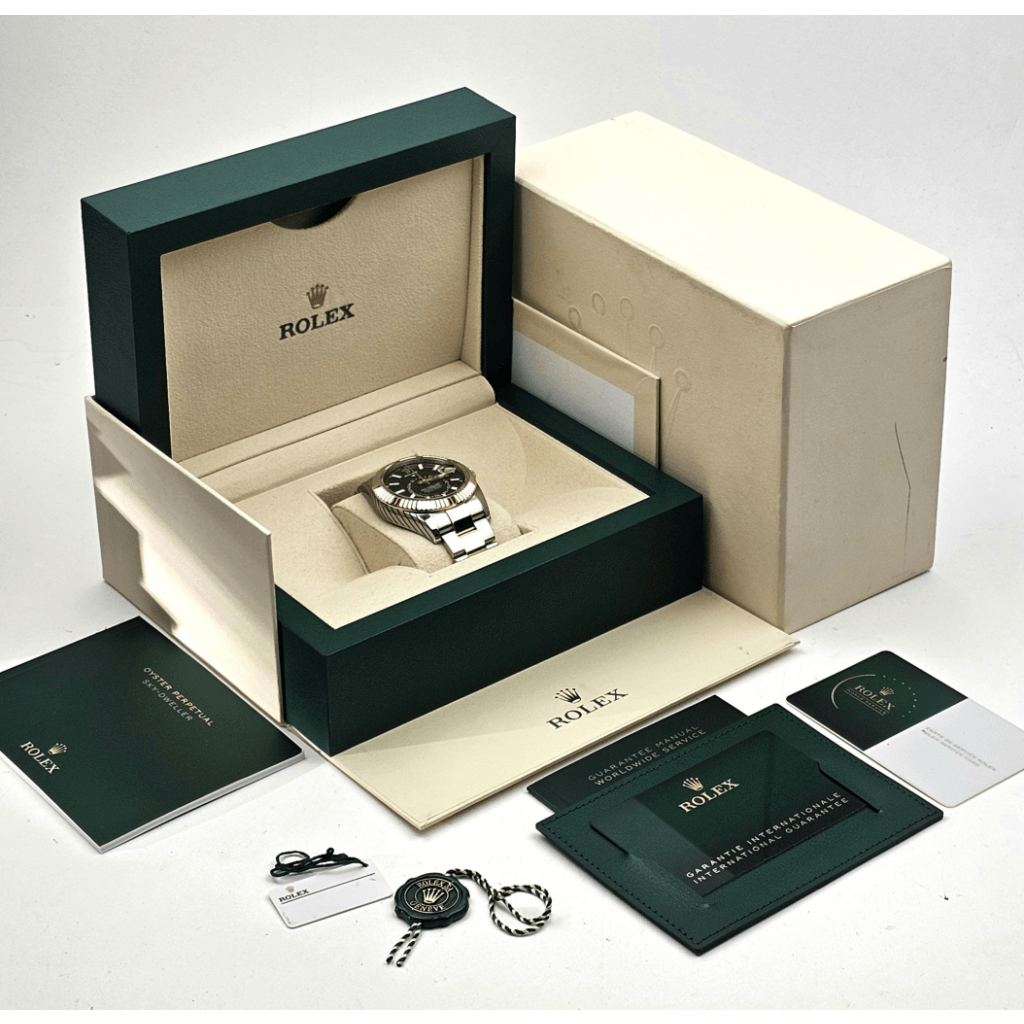 Rolex Sky Dweller 42mm - 336933OCC - #2 Rolex Sky Dweller 42mm - 336933OCC - #2