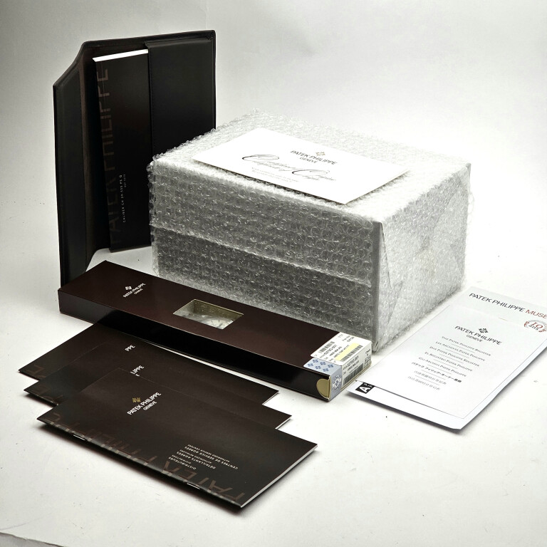 Patek Philippe Grand Complications Perpetual Calendar Chronograph 41mm - 5270G-001 - #4 Patek Philippe Grand Complications Perpetual Calendar Chronograph 41mm - 5270G-001 - #4