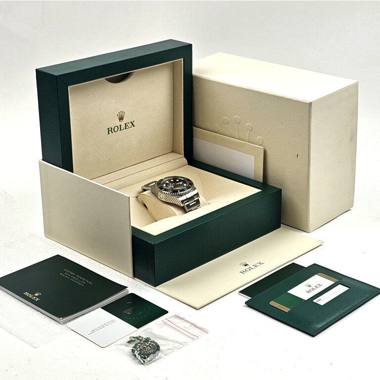 Rolex Sea-Dweller 44mm - 126660 - #2 Rolex Sea-Dweller 44mm - 126660 - #2