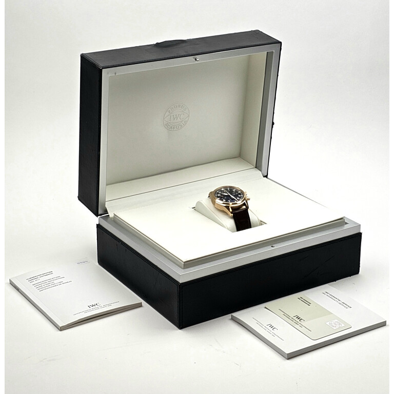 IWC Pilot's Watch Chronograph Automatic 42mm - IW371713 - #2 IWC Pilot's Watch Chronograph Automatic 42mm - IW371713 - #2