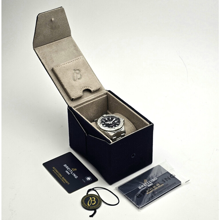 Breitling Avenger Automatic 42mm - A17328 - #2 Breitling Avenger Automatic 42mm - A17328 - #2