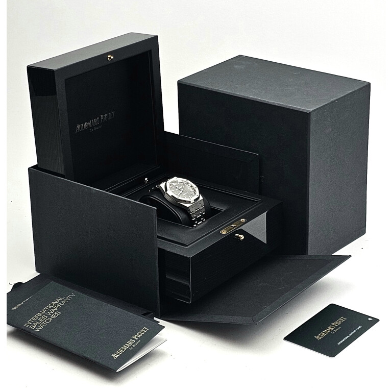 Audemars Piguet Royal Oak 37mm - 15450ST.OO.1256ST.02 - #2 Audemars Piguet Royal Oak 37mm - 15450ST.OO.1256ST.02 - #2