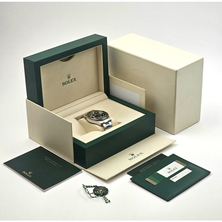 Rolex GMT-Master II 40 40mm - 116710LN - #2 Rolex GMT-Master II 40 40mm - 116710LN - #2