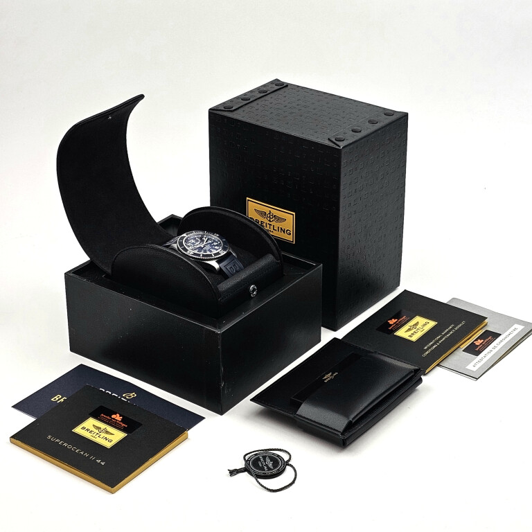Breitling Superocean 44mm - A17392 - #2 Breitling Superocean 44mm - A17392 - #2