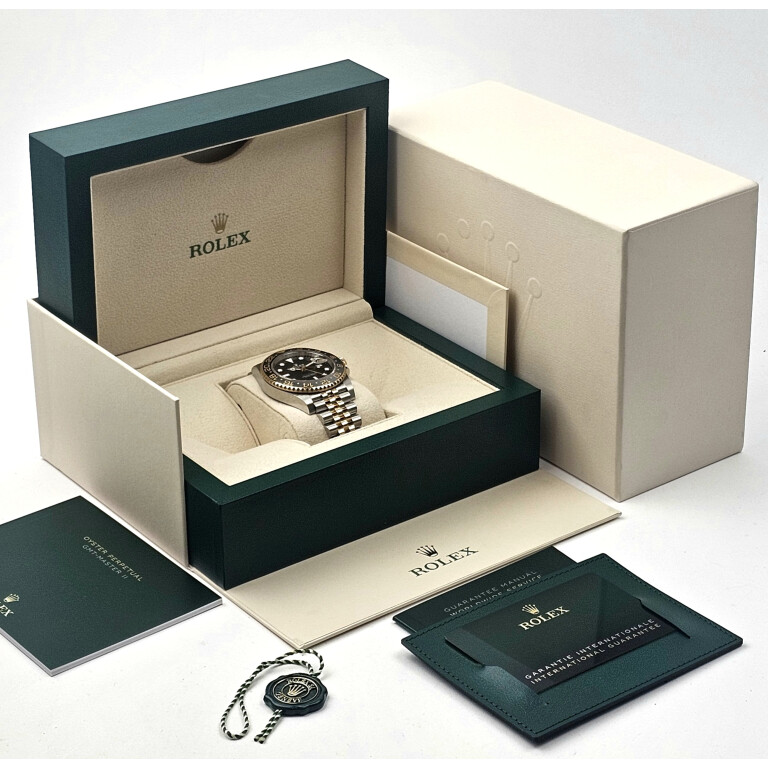 Rolex GMT-Master II 40 40mm - 126713GRNR - #2 Rolex GMT-Master II 40 40mm - 126713GRNR - #2