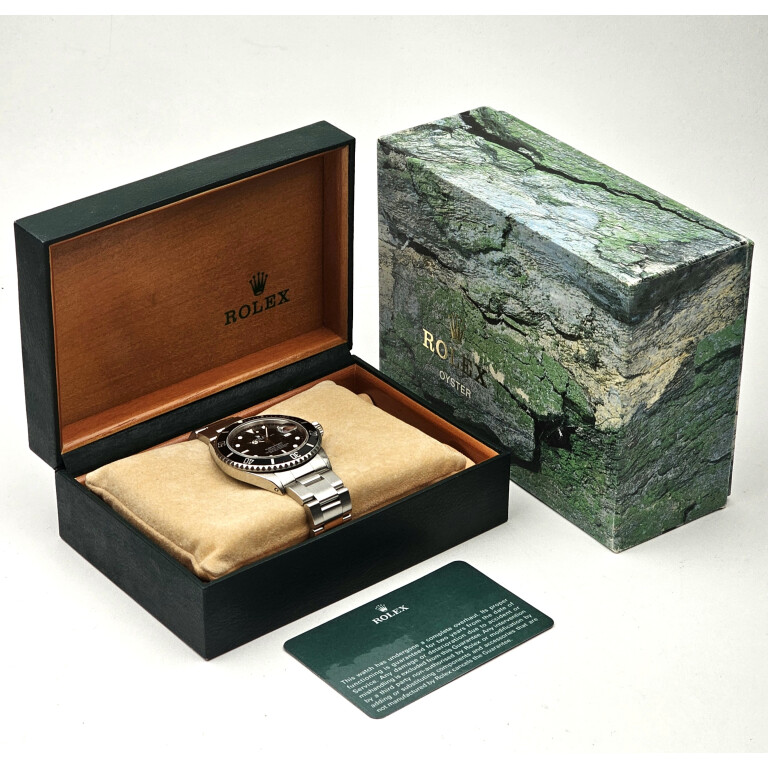 Rolex Submariner Date 40mm - 16800 - #2 Rolex Submariner Date 40mm - 16800 - #2