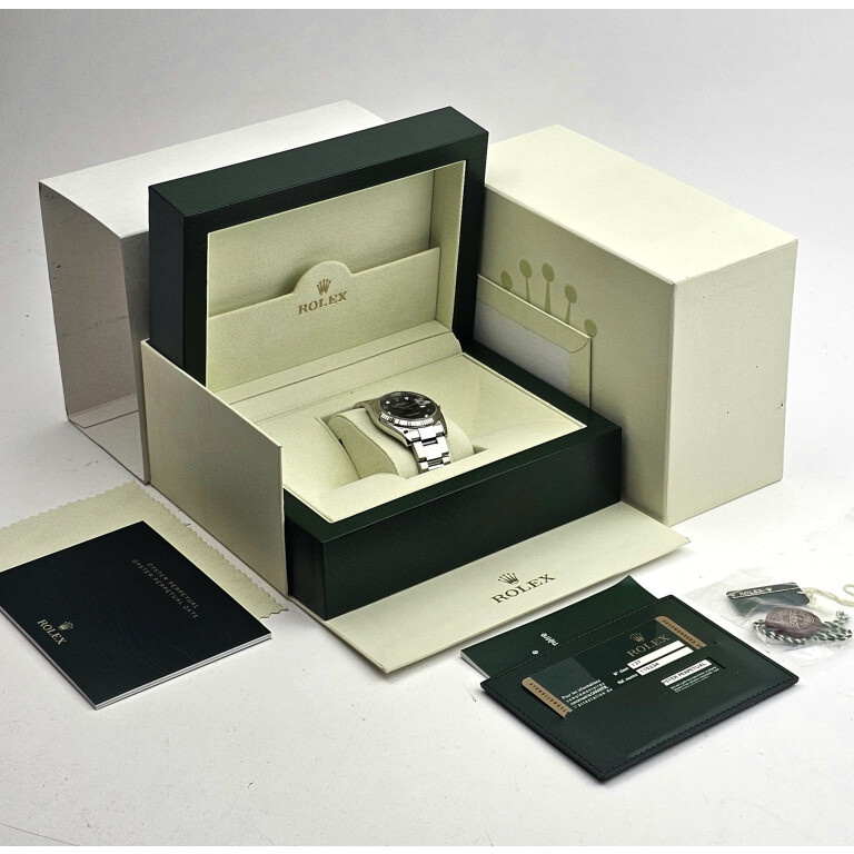 Rolex Oyster Perpetual Date - 115234 - #2 Rolex Oyster Perpetual Date - 115234 - #2