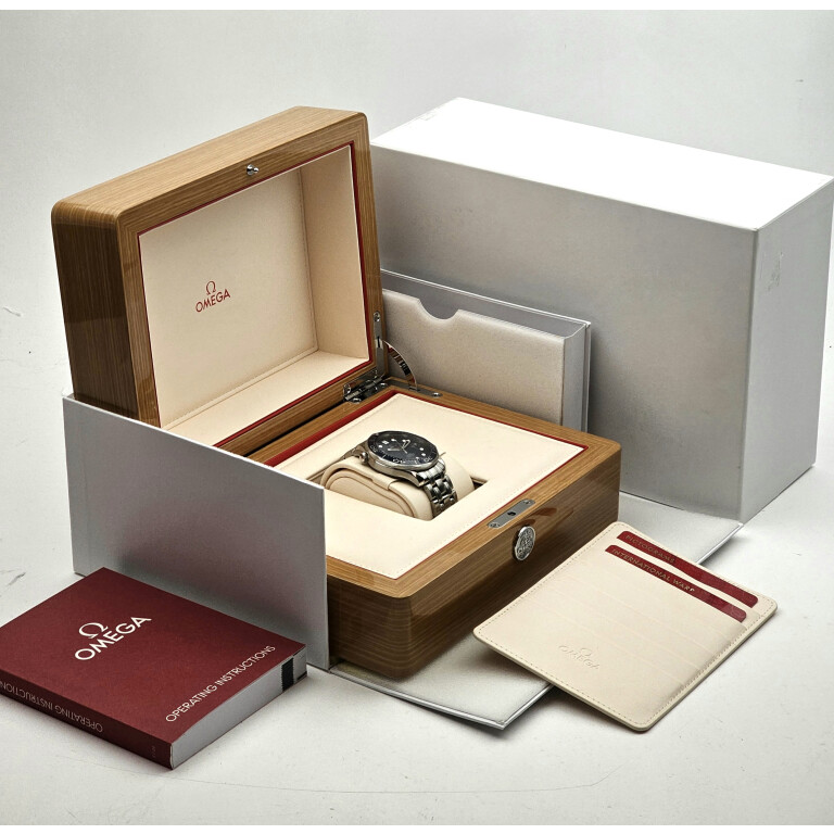 Omega Seamaster Diver 300M 41mm - c - #2 Omega Seamaster Diver 300M 41mm - c - #2