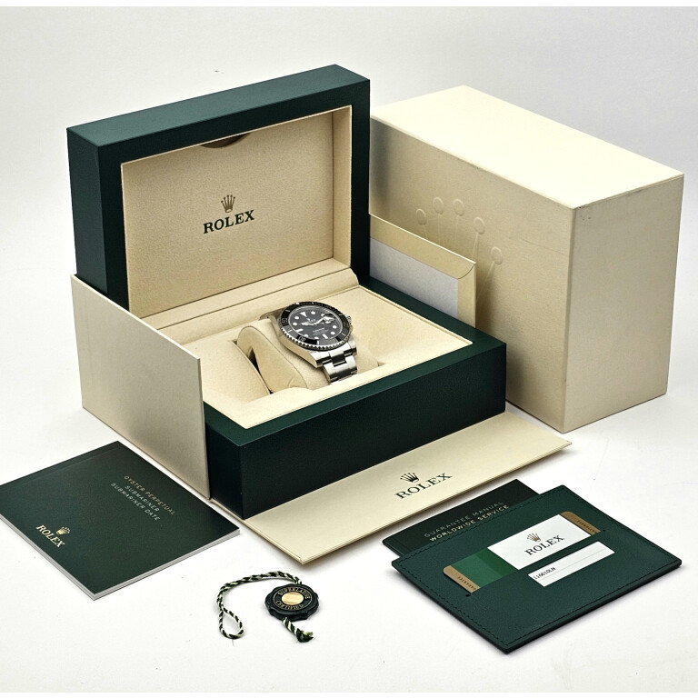 Rolex Submariner Date 40mm - 116610LN - #2 Rolex Submariner Date 40mm - 116610LN - #2