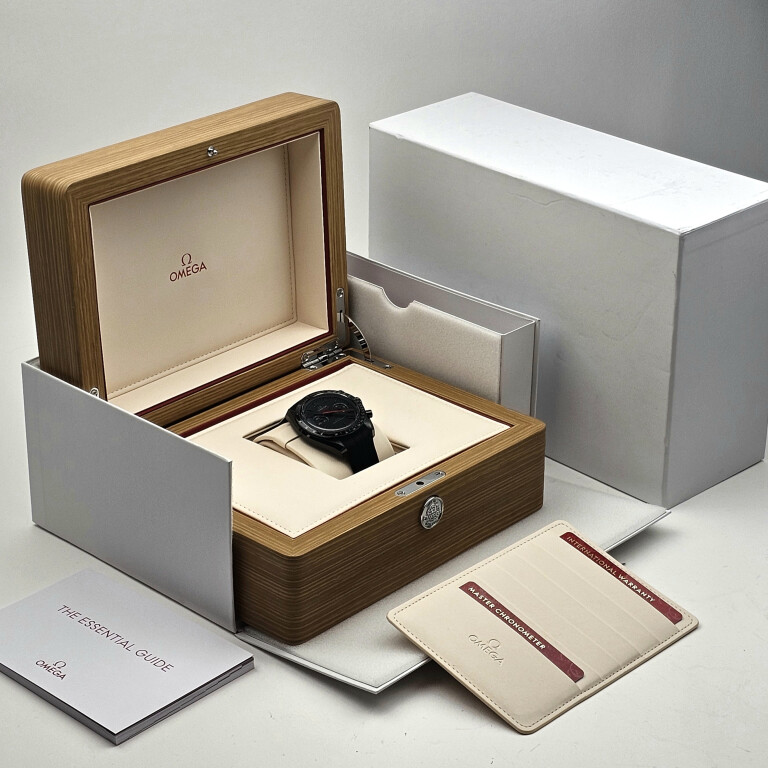 Omega Speedmaster Dark Side Of The Moon Speedmaster 44mm - 310.92.44.51.01.001 - #2 Omega Speedmaster Dark Side Of The Moon Speedmaster 44mm - 310.92.44.51.01.001 - #2