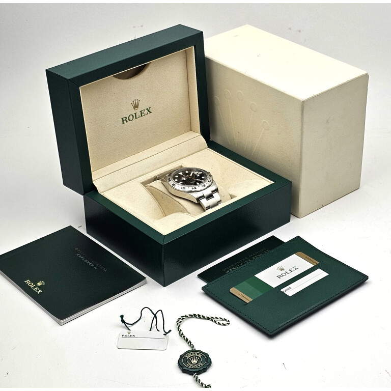 Rolex Explorer II 42mm - 216570 - #2 Rolex Explorer II 42mm - 216570 - #2