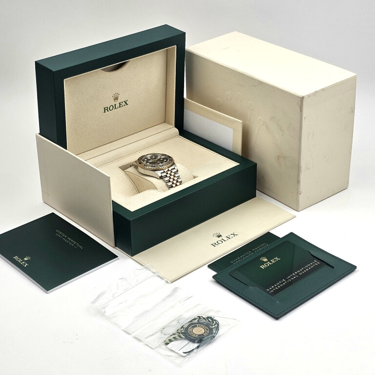 Rolex GMT-Master II 40 40mm - 126713GRNR - #2 Rolex GMT-Master II 40 40mm - 126713GRNR - #2