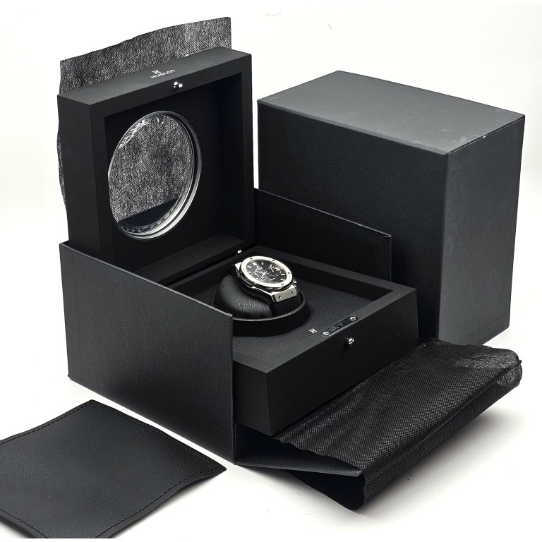 Hublot Classic Fusion Titanium black Chronograph 45mm - 521.NX.1170.LR - #2 Hublot Classic Fusion Titanium black Chronograph 45mm - 521.NX.1170.LR - #2