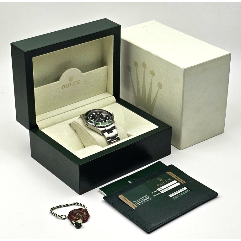 Rolex Submariner Date 40mm - 16610LV - #2 Rolex Submariner Date 40mm - 16610LV - #2